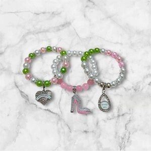 Alpha Kappa Alpha Beaded Charm Bracelet Set